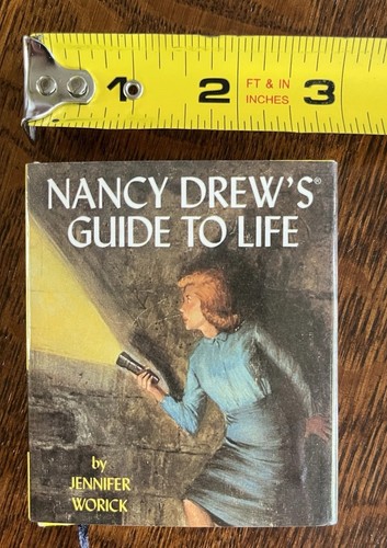 Nancy Drew's Guide to Life, Jennifer Worick (2001, HC/DJ) Miniature Book - Picture 3 of 8