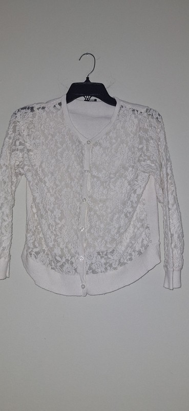 Zunie Girls White Lace Cardigan Sweater Long Sleeve Button Floral V-Neck