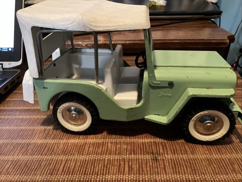 Tonka JEEP OUTDOOR LIVING SERIES Seafoam Green JEEP with Top, roll bars & Hitch