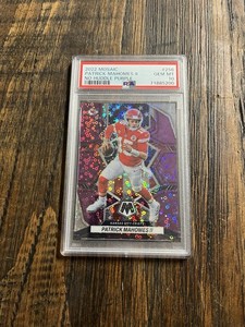 2022 Panini Mosaic Patrick Mahomes II #256 No Huddle Purple Prizm 17/50