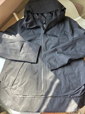 Lululemon Black full zip hood Vented Jacket Black zip pockets hi low hem sz 6 Ne