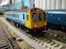 Dapol Class 121 DMU in Midline livery, spares/repair runner DCC ready,