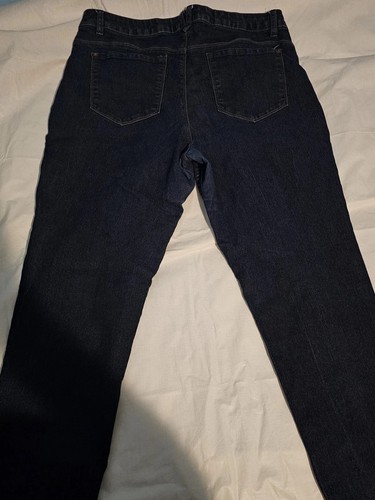 Curve Appeal Women's Skinny Dark Wash Blue Denim Jean Size 16