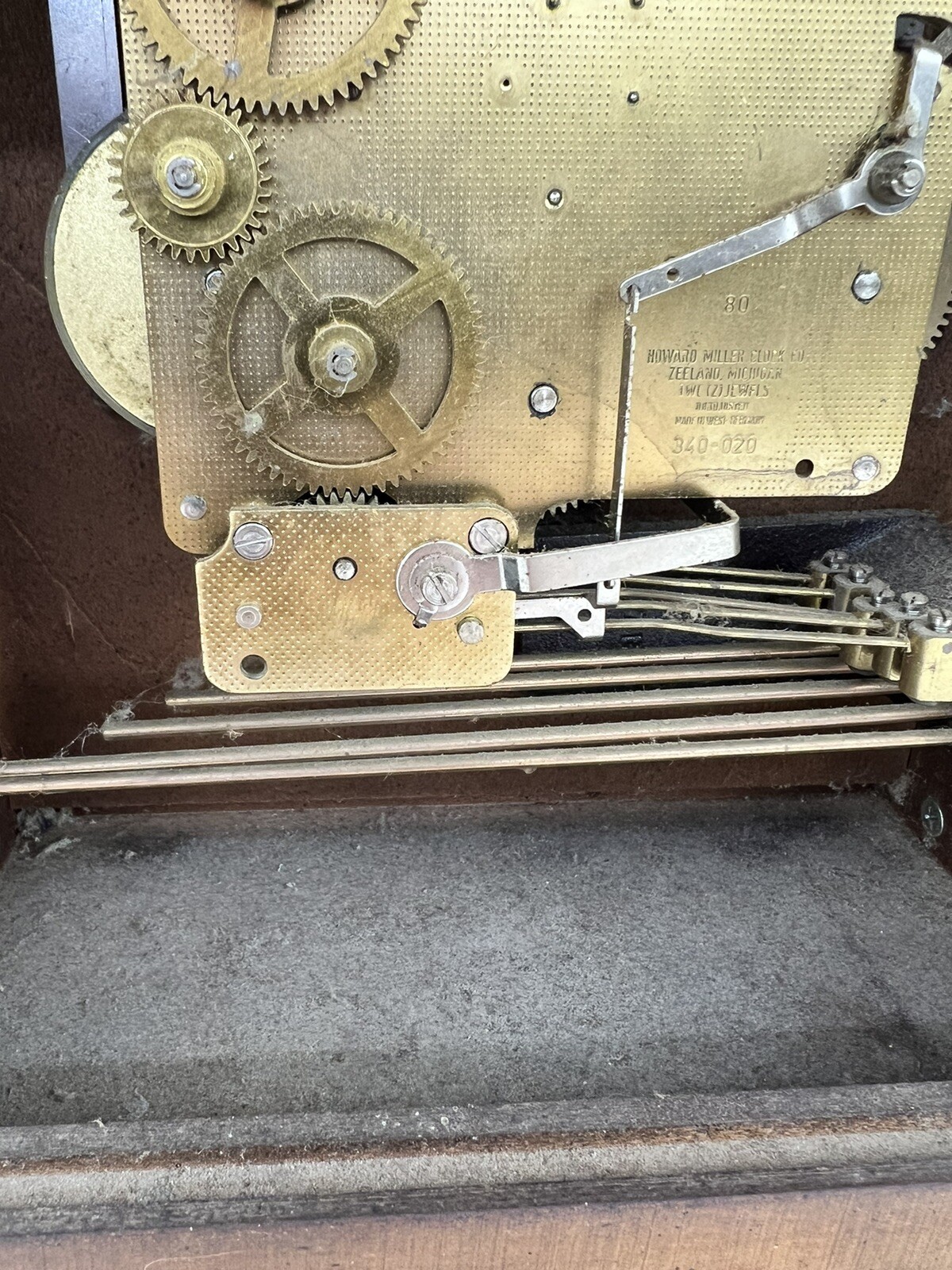 Howard Miller Mantle Clock 612429 Triple Chime Key Wind 105020