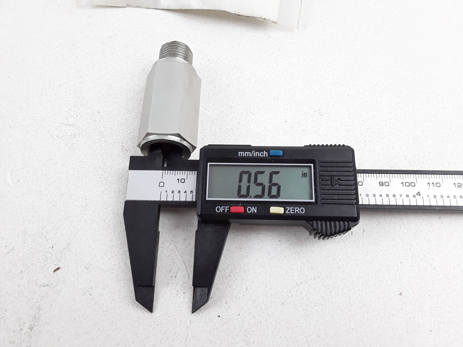 Genuine Detroit Diesel DDE A0089975072 Oil Pump Inlet Tube Fitting Free