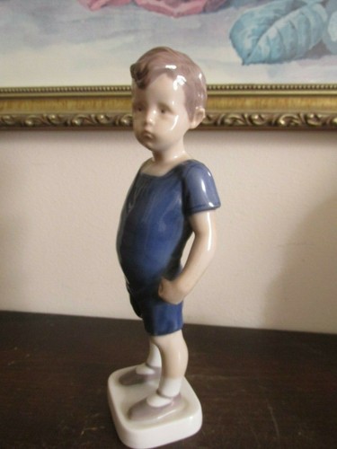 B&G Bing & Grondahl Copenhagen Denmark Porcelain Figurine 1617 - Picture 2 of 7