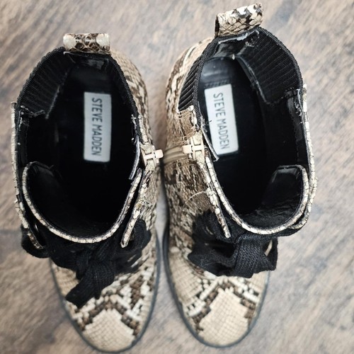 Steve Madden Women's Latch Tan Snake Faux Leather Heel Boots, Size 6 - Picture 6 of 8