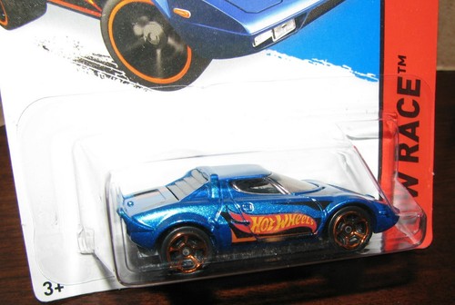 Hot Wheels 2015 HW Race Team #133 LANCIA STRATOS azul con radios dorados MC5 - Imagen 4 de 7