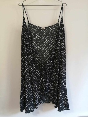 Schwarze lange Polyester Tunika vorne offen Gr.38 Pimkie (2411030)