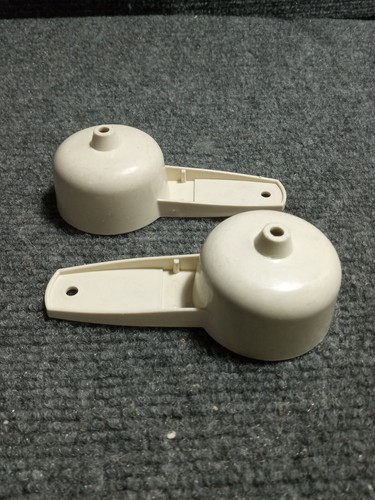 2 Vtg Tupperware Mini Beige Funnel 877-4 Cooking Baking Retro Kitchen Gadget - Picture 6 of 7