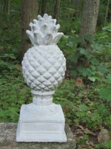 13-1-2-034-Cement-Welcome-Pineapple-Finial-Garden-Art-Concrete-Statue-Classic