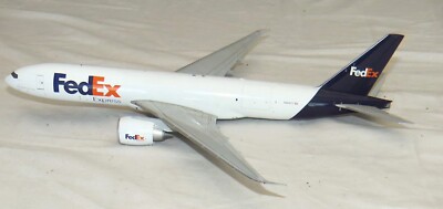 FedEx Express Boeing 777-200F N884FD Diecast 1/200 Model Gemini