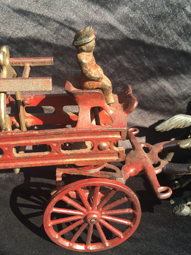 Large Antique Cast Iron Horse Drawn Fire Wagon- Good Condition! - Picture 9 of 12
