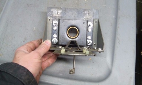 taito chase h.q. arcade steering wheel holder mech - 第 1/4 張圖片