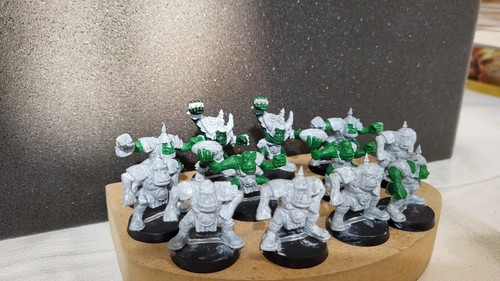THE GOUGED EYE ORCS TEAM KUNSTSTOFF BLOOD BOWL GAMES WORKSHOP - Bild 2 von 4