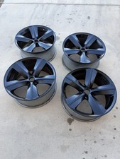 Dodge Charger SRT8 Wheels
