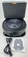 Robot Roomba j7 Vacuum Cleaning Robot w/ Auto...