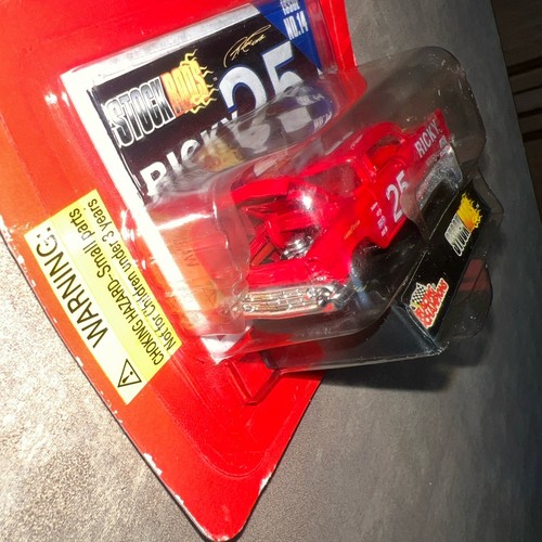 1957 Chevy Belair 1997 Racing Champions Stock Rods #25 Ricky Hendrick - Picture 4 of 7