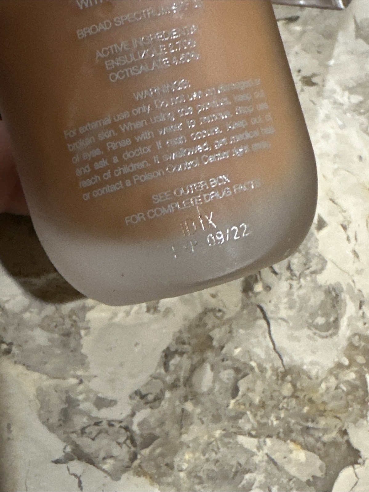 CHRISTIAN DIOR  ~ CAPTURE TOTALE SUPER POTENT SERUM FOUNDATION # 6N  1 OZ Read