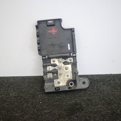 AUDI A4 B8 Batterie Relais Anschlusskasten K98K051B 8K0937517B 2.0 D 100kw 2012