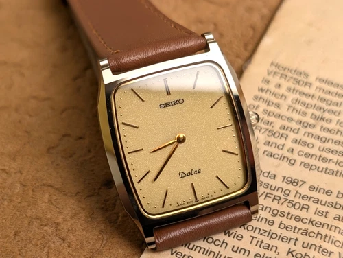 Vintage 1980's SEIKO Dolce 9530-5030 Gold Quartz Tank Men's Watch 27mm