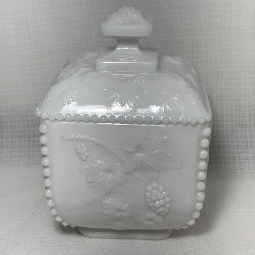 Vintage Westmoreland Milk Glass Dish W/Lid Candy, Sugar Or Jewelry Dish WG Mark