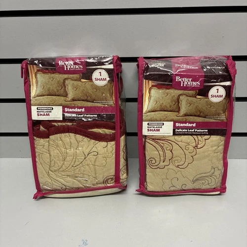 New! Better Homes And Garden 2 pieces Pembroke Pillow Shams Standard 20”x 28”
