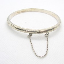 925 STERLING SILVER HINGED BANGLE BRACELET WITH SAFETY 7.5 INCH  7.5G