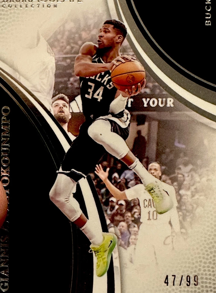 Giannis Antetokounmpo 2024-25 Panini Inmaculada #62 47/99 Bucks Foto 2 de 4