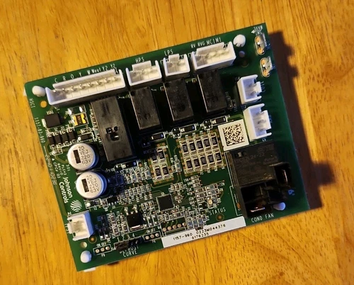 York Coleman 1157-960 Defrost Control Circuit Board 6176235 1157-83-960