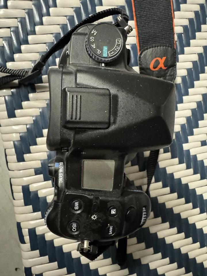 Cámara digital Sony Alpha a900 24,6 MP SLR - negra (solo cuerpo) Foto 3 de 4