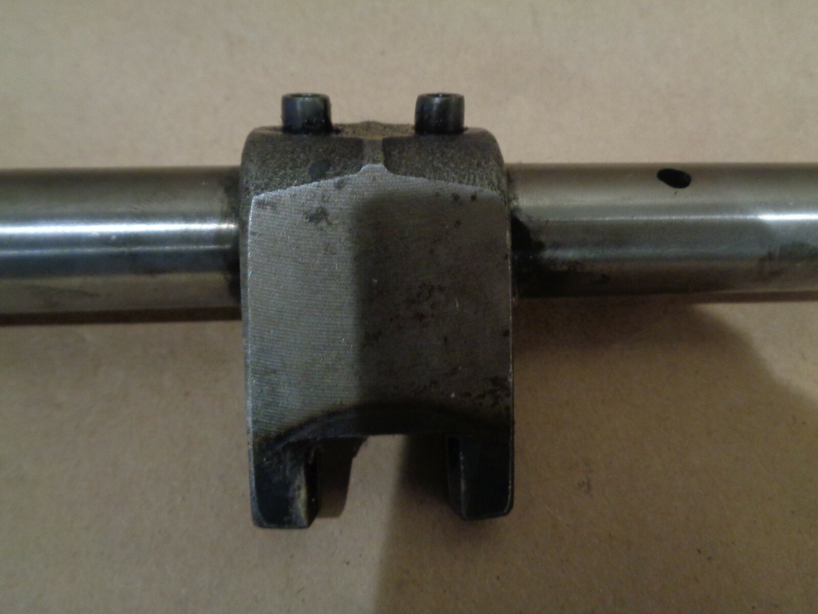 Ferrari 430 - Gearbox Control Rod For 1st-2nd & Reverse    P/N 185708