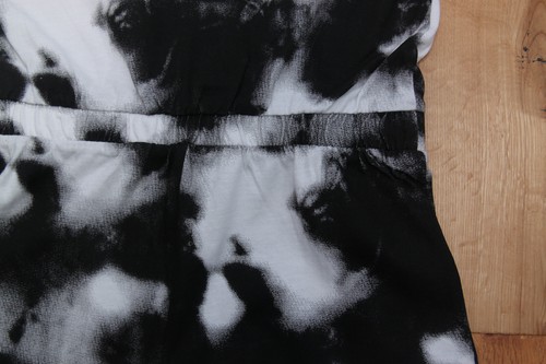 Jordan Girl Romper ~ Black, White, Gray & Red ~ Size M & L - Picture 3 of 4