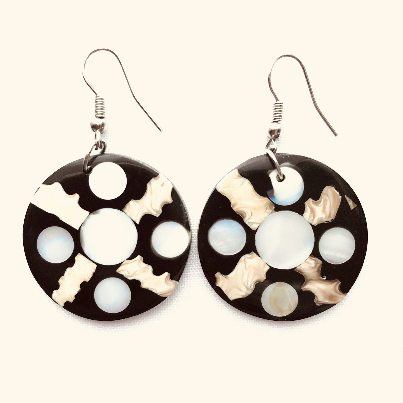 Shell Coin Dangle Earrings MOP Shell Chunky Gypsy… - image 8