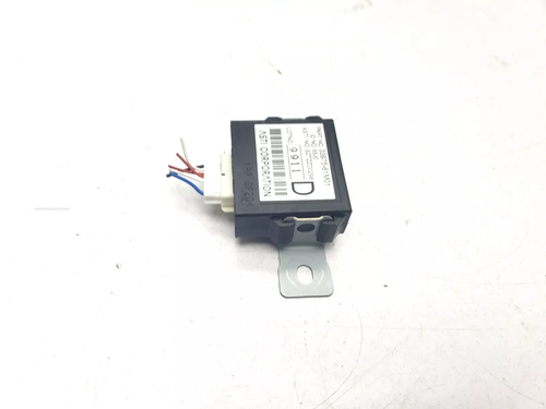 SUZUKI VITARA MK4 LY 2020 WEGFAHRSPERRENSTEUERMODUL ECU 33975-61M01 - Bild 3 von 13
