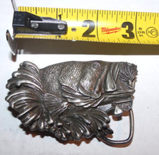 1980 BERGAMOT BRASS BELT BUCKLE LARGEMOUTH BASS FISHING FISH F-149
