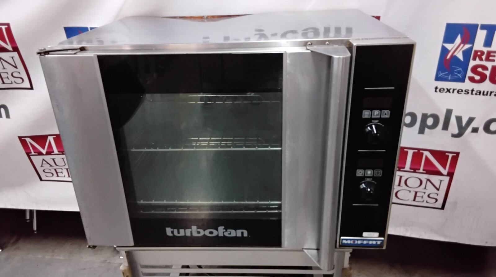 Moffat TurboFan E31D4 Half Size Digital Electric Convection 