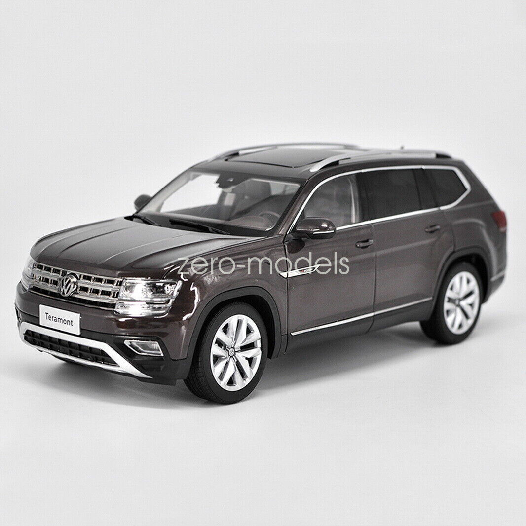 1/18 Scale VW Volkswagen TERAMONT 2017 Brown DieCast Toy
