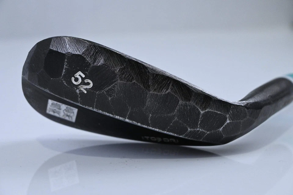 Itobori Gap Wedge / 52 Degree / X-Flex Dynamic Gold X-100 Shaft - Image 4 of 4