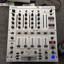 Behringer DJX700 Professional DJ Mixer 5-Channel 