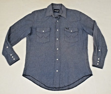 VTG Wrangler Western Pearl Snap Shirt Size M 90s Y2K Blue Cotton Denim W Pockets