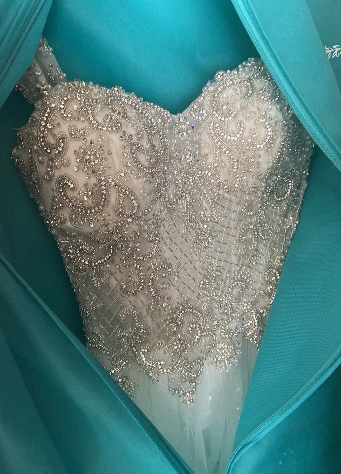 Vestido de novia Casablanca marfil 2374 talla 6 Foto 4 de 4