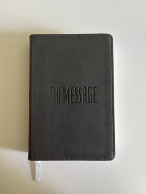 The Message Bibel englisch grau