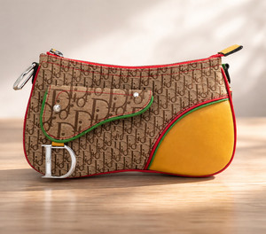 Dior ラスタシリーズバッグ Christian Dior Rasta-Color Trotter Saddle Handbag – AMORE Vintage