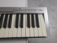 M-Audio KeyRig 49 Midi Keyboard 49-Key USB MIDI Controller Device