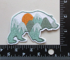   BEAR ANIMAL SUNSET MOUNTAINS NATURE WOODS OUTDOORS EMBROIDERED IRON ON PATCH