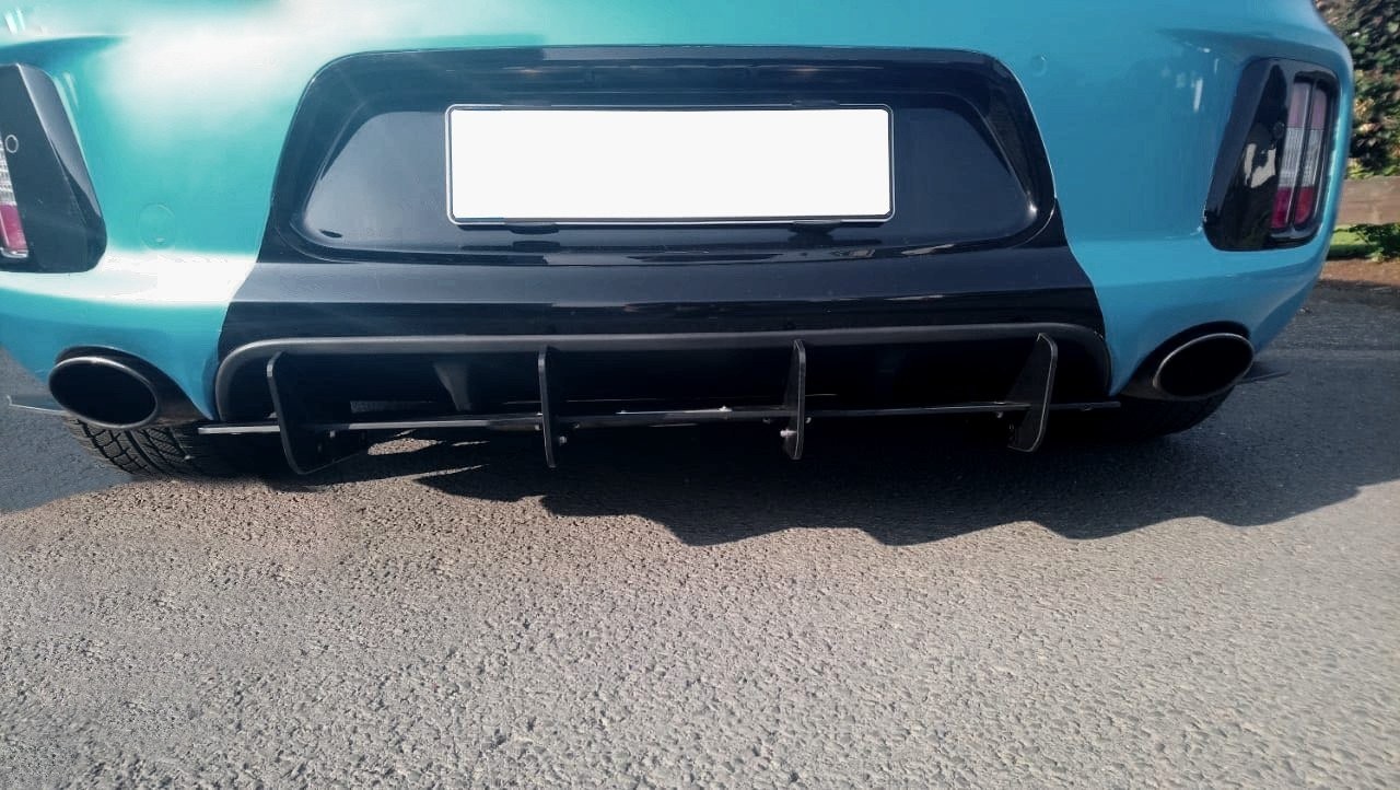 Diffuseur arriere Maxton noir brillant pour Kia Cee'd GT Mk2 3 portes