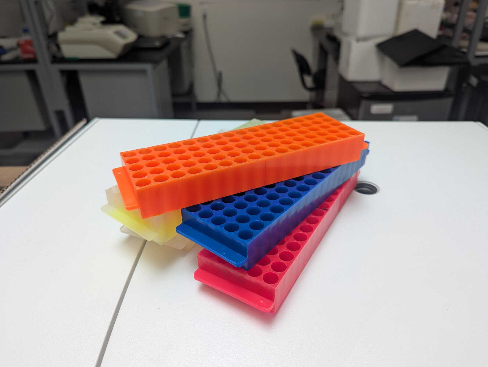 5x Laboratory Tube Racks – 80-Well Polypropylene – Assorted Colors ...