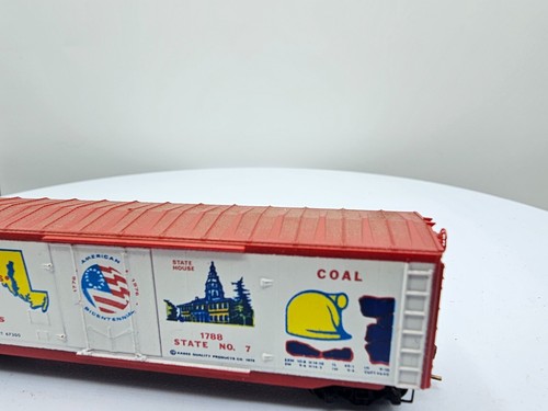 Kadee Micro-Trains N Scale Gauge 50' Bicentennial Box Car Commemorative Train - Picture 122 of 226
