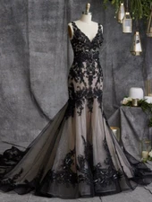 Black and Champagne Wedding Dresses Mermaid Vintage Gothic Boho Wedding Gowns